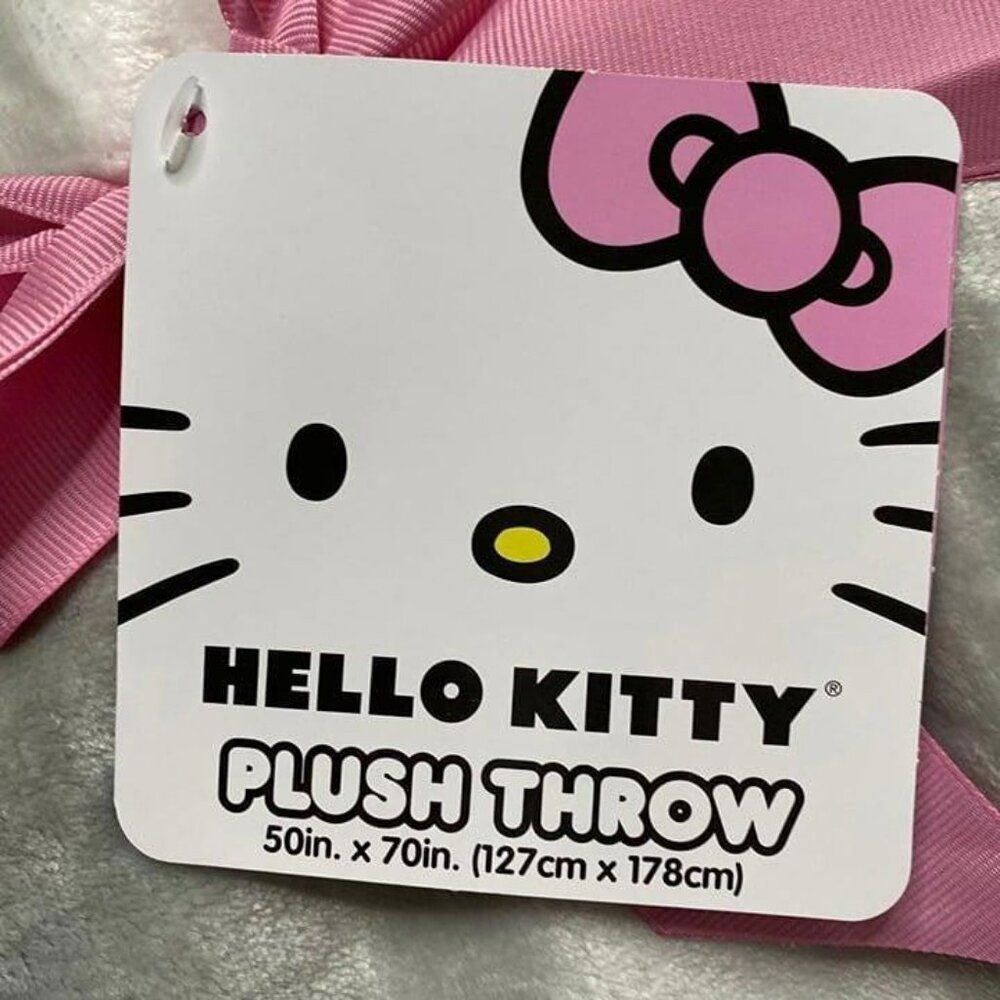 Sanrio Hello Kitty Plaid Plush Throw Blanket – Soft Cozy Gift - Picture 2 of 2